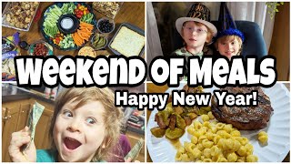 IT'S A NEW YEAR! | Weekend of Meals | EASY FOOD & FAMILY FUN | Day in the Life Vlog