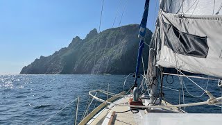 Sailing to the Skellig islands and flying off a mountain 🪂