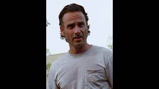 Rick teaches Ron to shoot | The Walking Dead #shorts