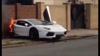 Lamborghini aventador crash