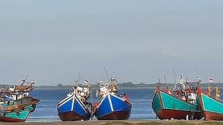 PEMANDANGAN PESISIR PANTAI YG INDAH