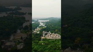 Stunning 15th century Ranakpur Temple, across the Aravalis from Mewar to Marwar #templesofrajasthan