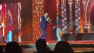 Ronnie Liang Serenades Miss Hugyaw sa Kadagatan 2024 - Ngiti