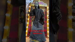 Ghostface welcomes you to Spirit Halloween!   #scream  #ghostface #spirithalloween #horrormovie