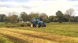 New Holland 8360 Raking For Silage