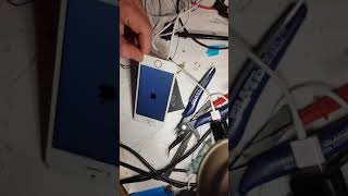 Постоянная перезагрузка iphone 5s