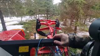 Case CS86 tractor forest work with KIPA log hauler