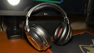 Китайские HyperX за 2400 рублей.