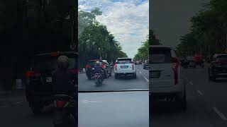 PAJERO VS INNOVA DI SURABAYA #ytshorts