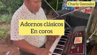 Adornos clásicos para coros en piano