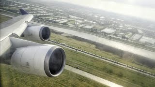 THAI Boeing 747-400 BUSINESS CLASS Take Off from Bangkok Suvarnabhumi Airport