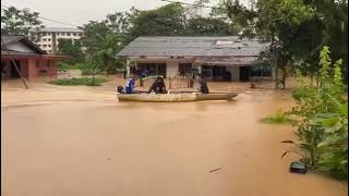 Banjir di tampoi kangkar Tebrau