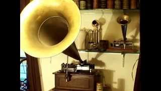 Edison Triumph model B playing Everlasting 2m record 477 "Call of America" -Band