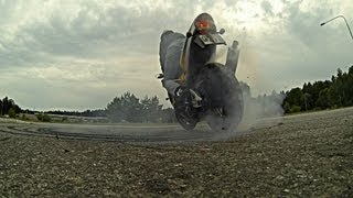 CBR 929 rolling burnouts