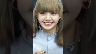 My cutie, such a bbg❤️ #lalisamanoban #lalisa