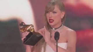 Taylor Swift Caught Apologize to Celine Dion Backstage at Grammy Awards 04th February 2