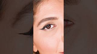 How to apply a winged eyeliner on hooded eyes #makeupshort #eyeliner #hoodedeyes #beginner #tutorial