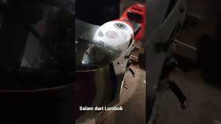 Suzuki RGV 250 , motor langka ada di Lombok ne guys.