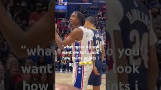 Tyrese Maxey Chirps with a Courtside Fan #nbahighlights #76ers #tyresemaxey #nbafunny