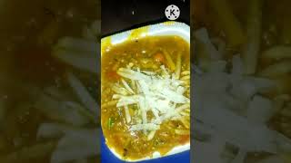 tamatar chola chat kisko kisko pasand hai #shots #viral #trending #aloochaat