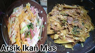 Makanan khas batak ikan mas arsik bumbu andaliman