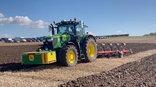 Ploughing with John Deere 6R215 & 6 Furrow Kuhn Plough