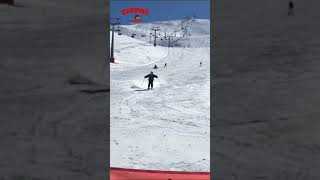 Insane short turns, Essuie Glace! #shorts  #skiing #carvingskills