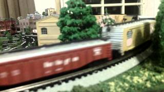 N scale NS UP train