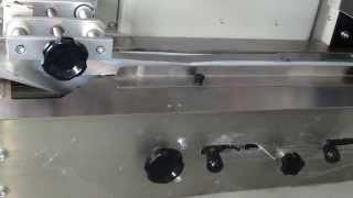 Automatic horizontal cookies packing machine