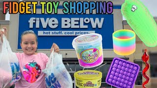 NO BUDGET 🤑🤑 FIVE BELOW FIDGET TOYS SHOPPING + SLIME #fidgettoyspopittoys