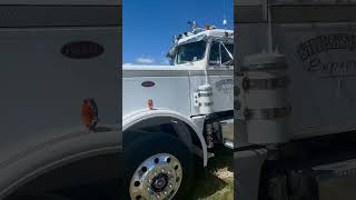 Needle nose Peterbilt