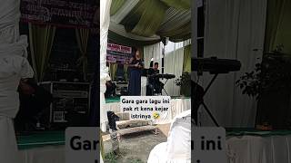 Gara gara lagu ini pak rt kena kejar istrinya 🤣 apa sebabnya hayo 😂 #resepsi #biduan #penyanyi