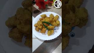 Moong dal ka pakoda #shorts #moongdal #pkoda #pakodarecipe #food #recipe #barish #youtubeshorts