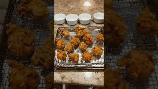 just made these delicious fried chicken nuggets 🤤😋 🍗 | #chef #cooking #food  #friedchicken | Eglo89