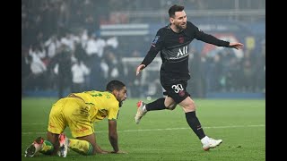 LIONEL MESSI SCORES HIS FIRST LIGUE 1 GOAL