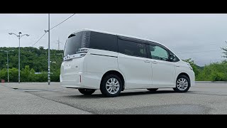 Toyota Voxy 2017! GYBRID! Рестайл! новые цены!