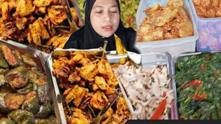 SAMBELNYA JUARA...‼️AYAM GORENG LEGEND & ENAK DI BOGOR, SELALU RAMAI PENGUNJUNG SETIAP HARINYA