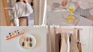 vlog) 休日はお菓子作り🥣 お気に入りの洋服とバッグ紹介(amilully), スモアクッキー, かわいすぎるミッフィーチョコを食べるバレンタイン🍫