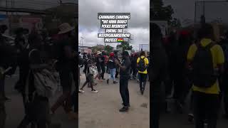 Ghanaians chanting their displeasure - Thousand police men 1 protest 🇬🇭 #ghana #ghananews #africa