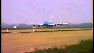 Amsterdam Schiphol 1991: KLM Boeing 747 take off