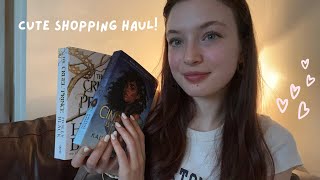 ASMR relaxing show and tell of what i got on holiday☀️🐚 tapping, crinkles, book triggers, whispering