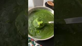 Palak Paneer. Easy recipe without blanching. #palakpaneer #paneerrecipe #spinach #paneer  #yum #yt