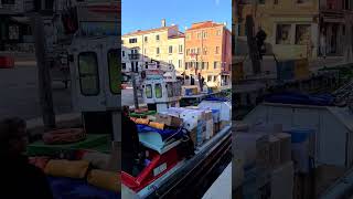 🇮🇹 Garbage "Trucks" in Venice