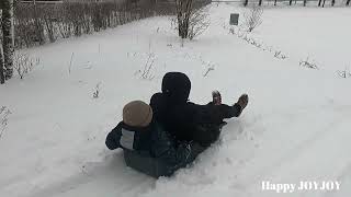 Ep 238: WINTER SLEDDING WITH FAMILY IN FINLAND