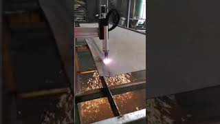 CNC plasms cutter for cutting manganese steel with sawtooth shape.