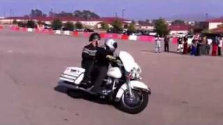 Lee Parks drags a knee 2 up on a Harley Bagger