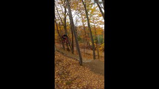 Jeff L'Heureux sending it so BIG on the new Threshold drop #builtbyhighlandtrails