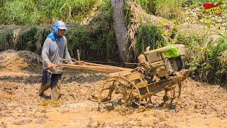 Traktor Sawah G600 Garu Tanah Sulit Air Sawah Tadah Hujan