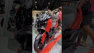 Yamaha X-max 300 (2023) Red. 189,900฿