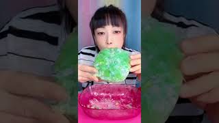 Ice ASMR frozen freezer eating#iceasmr #icebites #asmreating